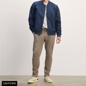 Everlane Performance Chino Uniform Pants - 33 x 32 Slim Fit